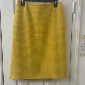 Barney’s Elegant Yellow Women's Skirt, made in Italy.